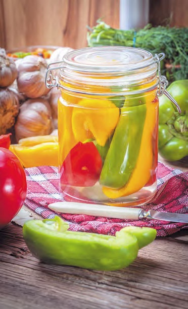 Иллюстрация к книге — Быстрое консервирование. Холодное и горячее. Овощи, грибы, зелень, фрукты, ягоды [_18.jpg]