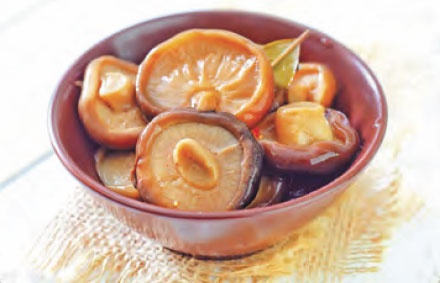 Иллюстрация к книге — Быстрое консервирование. Холодное и горячее. Овощи, грибы, зелень, фрукты, ягоды [_40.jpg]