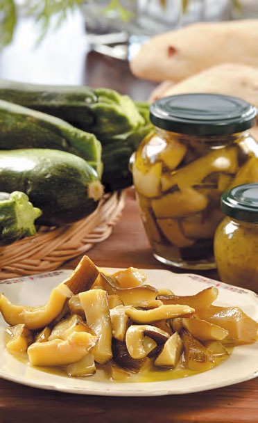 Иллюстрация к книге — Быстрое консервирование. Холодное и горячее. Овощи, грибы, зелень, фрукты, ягоды [_51.jpg]