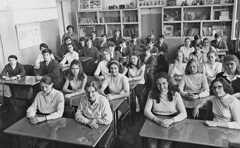 Иллюстрация к книге — Марина Голуб в жизни, театре, кино. Воспоминания друзей [_13.jpg]