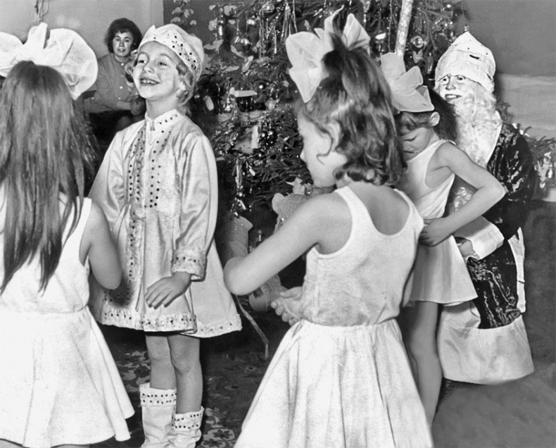 Иллюстрация к книге — Марина Голуб в жизни, театре, кино. Воспоминания друзей [_4.jpg]