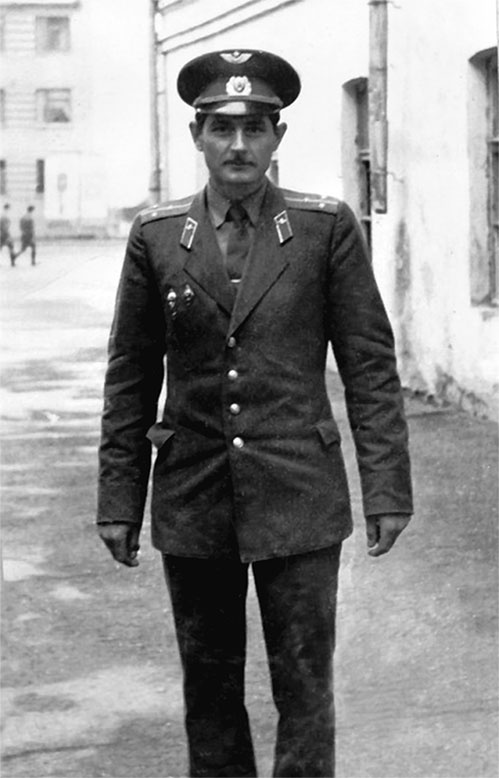 Иллюстрация к книге — Девятая рота. Факультет специальной разведки Рязанского училища ВДВ [i_023.jpg]