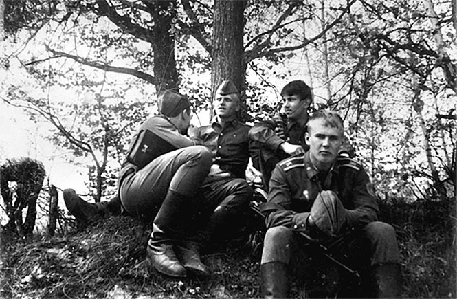 Иллюстрация к книге — Девятая рота. Факультет специальной разведки Рязанского училища ВДВ [i_045.jpg]