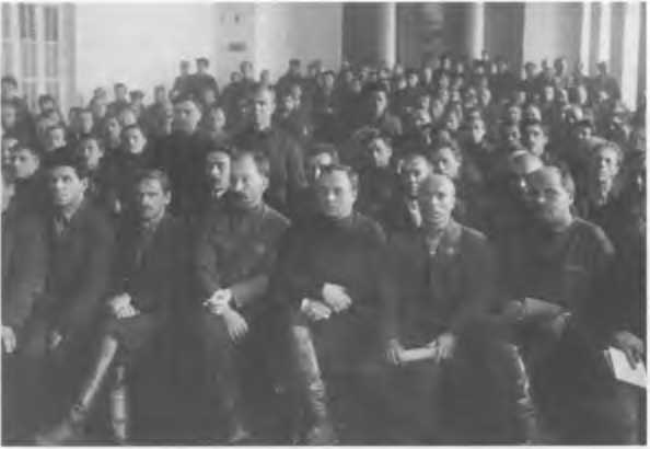 Иллюстрация к книге — Кто Вы, "Железный Феликс"? [image20.jpg]