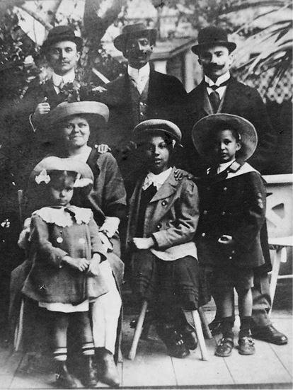 Иллюстрация к книге — Черный русский. История одной судьбы Уцененный товар (№1) [b00001642.jpg]