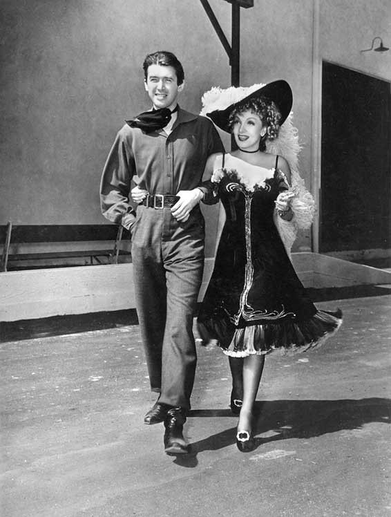 Иллюстрация к книге — Пять вечеров с Марлен Дитрих [i_011.jpg]