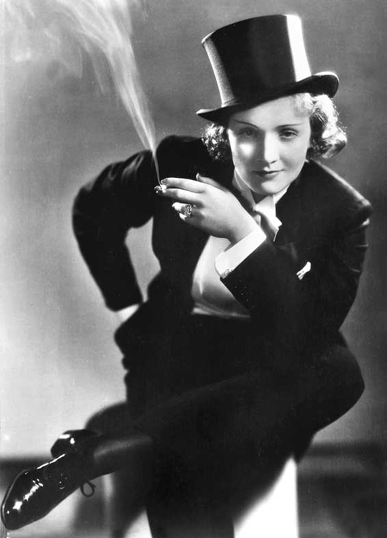 Иллюстрация к книге — Пять вечеров с Марлен Дитрих [i_013.jpg]