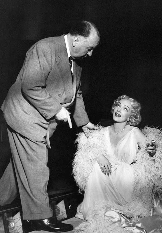 Иллюстрация к книге — Пять вечеров с Марлен Дитрих [i_027.jpg]