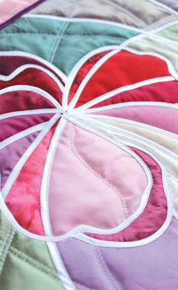 Иллюстрация к книге — Лоскутное шитье и аппликация [i_096.jpg]