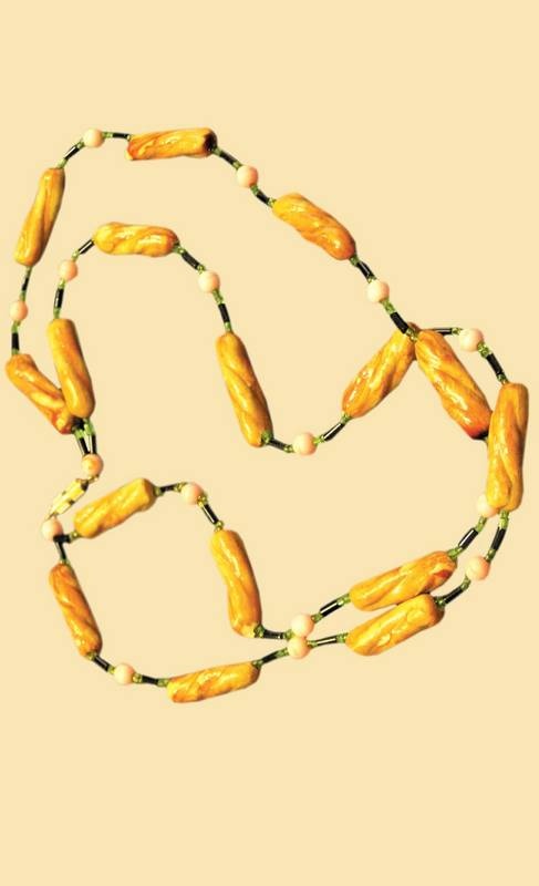 Иллюстрация к книге — Бисер. Энциклопедия вышивки [i_104.jpg]