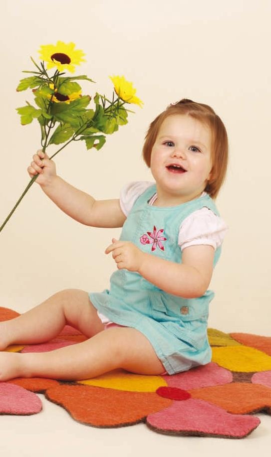 Иллюстрация к книге — Чудесные коврики своими руками [i_129.jpg]