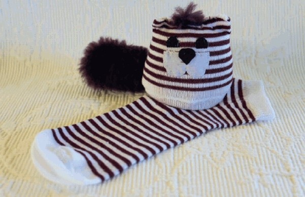 Иллюстрация к книге — Игрушки из носков [i_011.jpg]