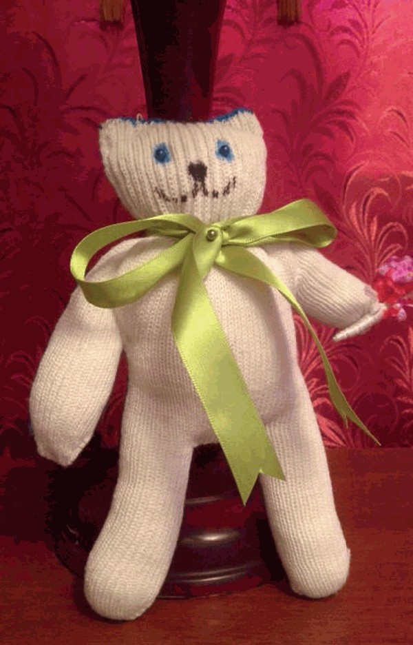 Иллюстрация к книге — Игрушки из носков [i_017.jpg]