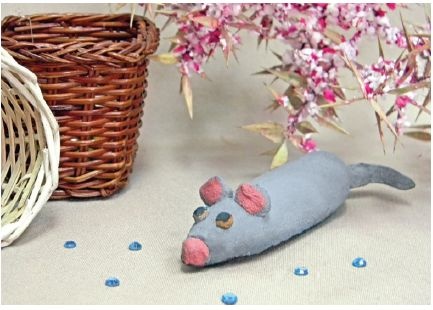 Иллюстрация к книге — Соленое тесто. Поделки, игрушки, сувениры, панно, фоторамки [i_073.jpg]