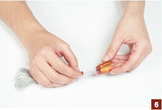 Иллюстрация к книге — Магия металла: декоративные украшения из проволоки [i_064.jpg]