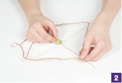 Иллюстрация к книге — Магия металла: декоративные украшения из проволоки [i_102.jpg]