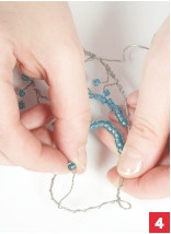 Иллюстрация к книге — Магия металла: декоративные украшения из проволоки [i_135.jpg]