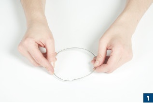 Иллюстрация к книге — Магия металла: декоративные украшения из проволоки [i_137.jpg]