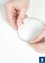 Иллюстрация к книге — Магия металла: декоративные украшения из проволоки [i_138.jpg]