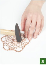 Иллюстрация к книге — Магия металла: декоративные украшения из проволоки [i_179.jpg]