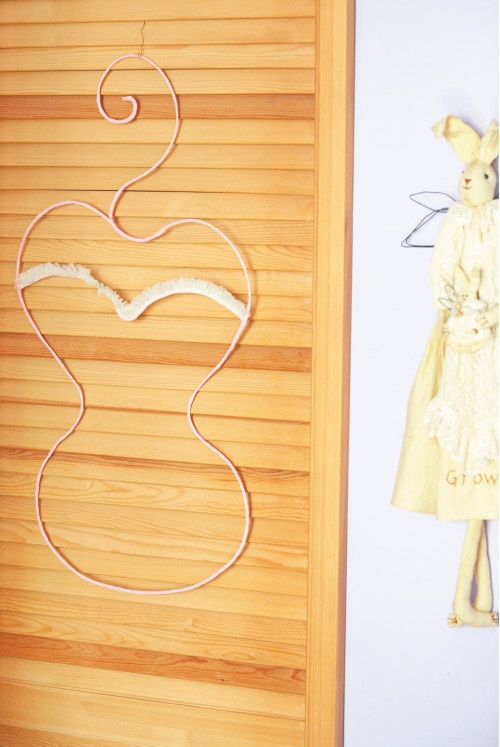 Иллюстрация к книге — Магия металла: декоративные украшения из проволоки [i_213.jpg]