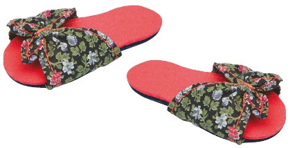 Иллюстрация к книге — Тапочки ручной работы: новые модели для взрослых и детей [i_031.jpg]