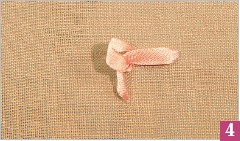 Иллюстрация к книге — Вышивка ленточками: мастер-класс для начинающих мастериц [i_049.jpg]