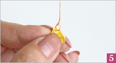 Иллюстрация к книге — Вышивка ленточками: мастер-класс для начинающих мастериц [i_092.jpg]