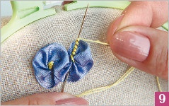 Иллюстрация к книге — Вышивка ленточками: мастер-класс для начинающих мастериц [i_103.jpg]