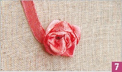 Иллюстрация к книге — Вышивка ленточками: мастер-класс для начинающих мастериц [i_125.jpg]