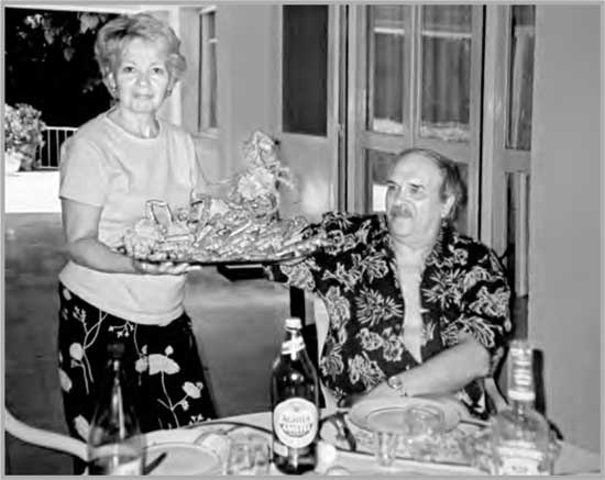 Иллюстрация к книге — Петух в вине, или Гастрономические воспоминания дипломата [i_007.jpg]