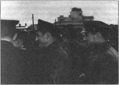 Иллюстрация к книге — Житейская правда войны [image16.jpg]