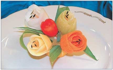 Иллюстрация к книге — Как украсить праздничный стол [i_038.jpg]