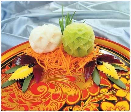 Иллюстрация к книге — Как украсить праздничный стол [i_096.jpg]