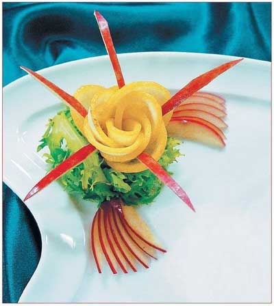 Иллюстрация к книге — Как украсить праздничный стол [i_154.jpg]