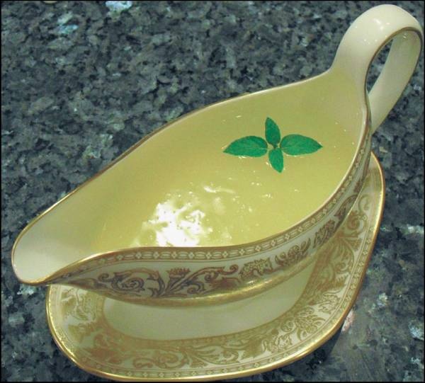 Иллюстрация к книге — Приготовление вкуснейших соусов, подлив, заправок, приправок, маринадов, кляров и панировок [i_004.jpg]