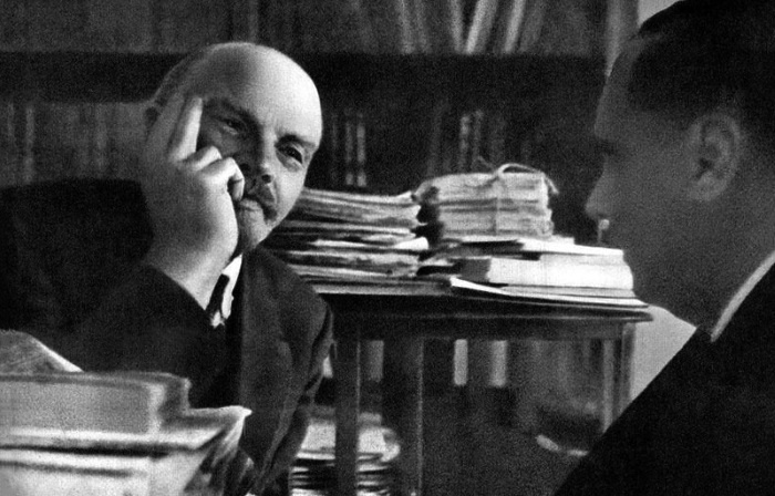 Иллюстрация к книге — Ленин. Самая правдивая биография Ильича [i_021.jpg]