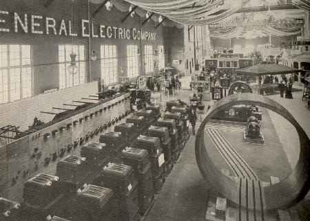 Иллюстрация к книге — Молния среди леса [_36.jpg]