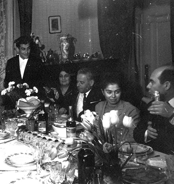 Иллюстрация к книге — Цимус-цимес по-московски и канавински [i_052.jpg]