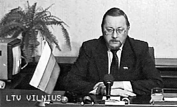 Иллюстрация к книге — Кто кого предал [i_003.jpg]