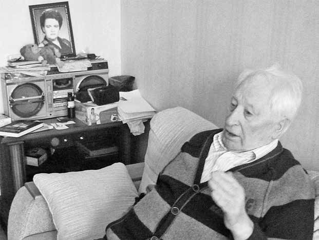 Иллюстрация к книге — Кто кого предал [i_025.jpg]