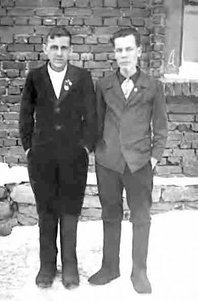 Иллюстрация к книге — С трудом о прошлом, о былом. Очерки о жителях д. Верхние Таволги [i_067.jpg]