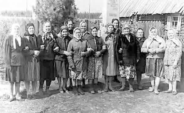 Иллюстрация к книге — С трудом о прошлом, о былом. Очерки о жителях д. Верхние Таволги [i_160.jpg]