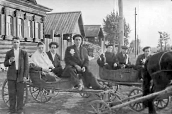 Иллюстрация к книге — С трудом о прошлом, о былом. Очерки о жителях д. Верхние Таволги [i_192.jpg]