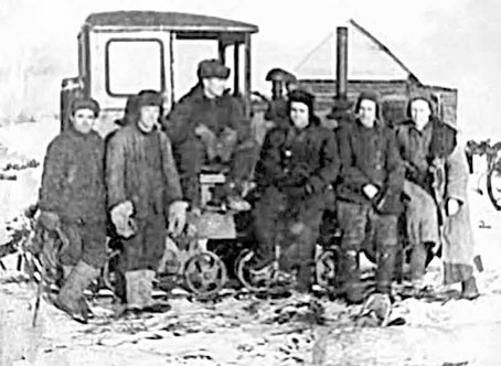 Иллюстрация к книге — С трудом о прошлом, о былом. Очерки о жителях д. Верхние Таволги [i_193.jpg]