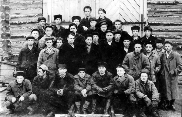 Иллюстрация к книге — Солнце над лесом (сборник) [i_014.jpg]