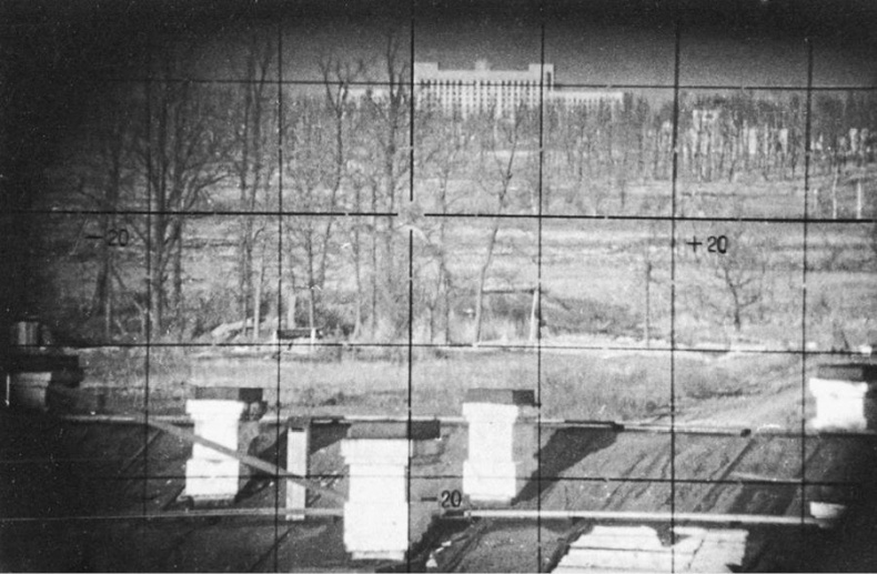 Иллюстрация к книге — Медаль «За оборону Ленинграда» [i_007.jpg]