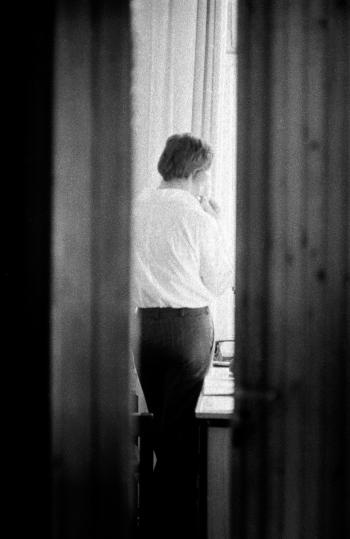 Иллюстрация к книге — «Всё не так, ребята…» Владимир Высоцкий в воспоминаниях друзей и коллег [i_054.jpg]