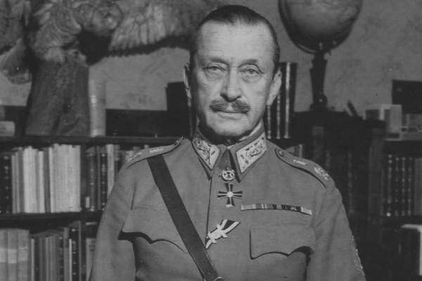 Иллюстрация к книге — Капитан госбезопасности. Линия Маннергейма [i_006.jpg]