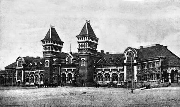 Иллюстрация к книге — Быть сестрой милосердия. Женский лик войны [i_014.jpg]